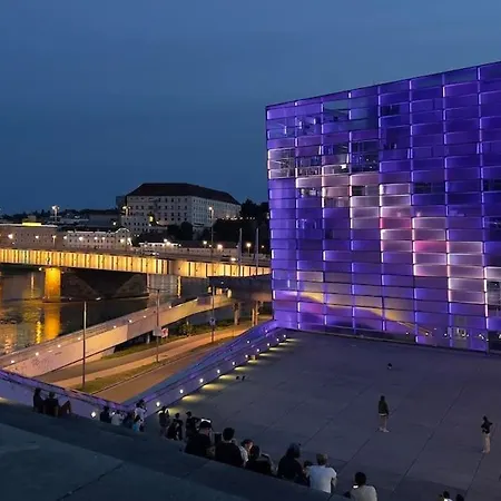 Donau Bliss Apartment *